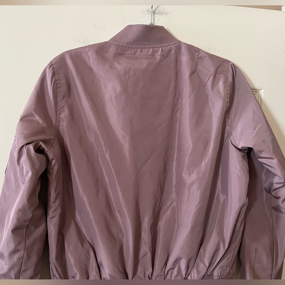 Ci Sono Dusty Lavender Bomber Jacket with Gold Detail Women’s Size Small - Picture 3 of 16